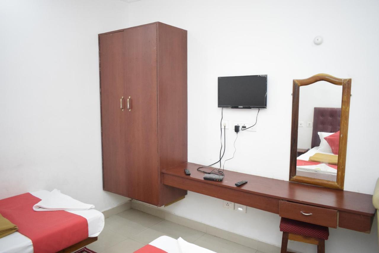 Hotel Jayaram Chidambaram Extérieur photo